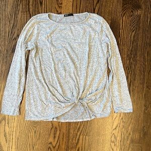 Gibson Nordstrom Gray Flecked Soft Ling Sleeve Front- tie Shirt. Size Medium